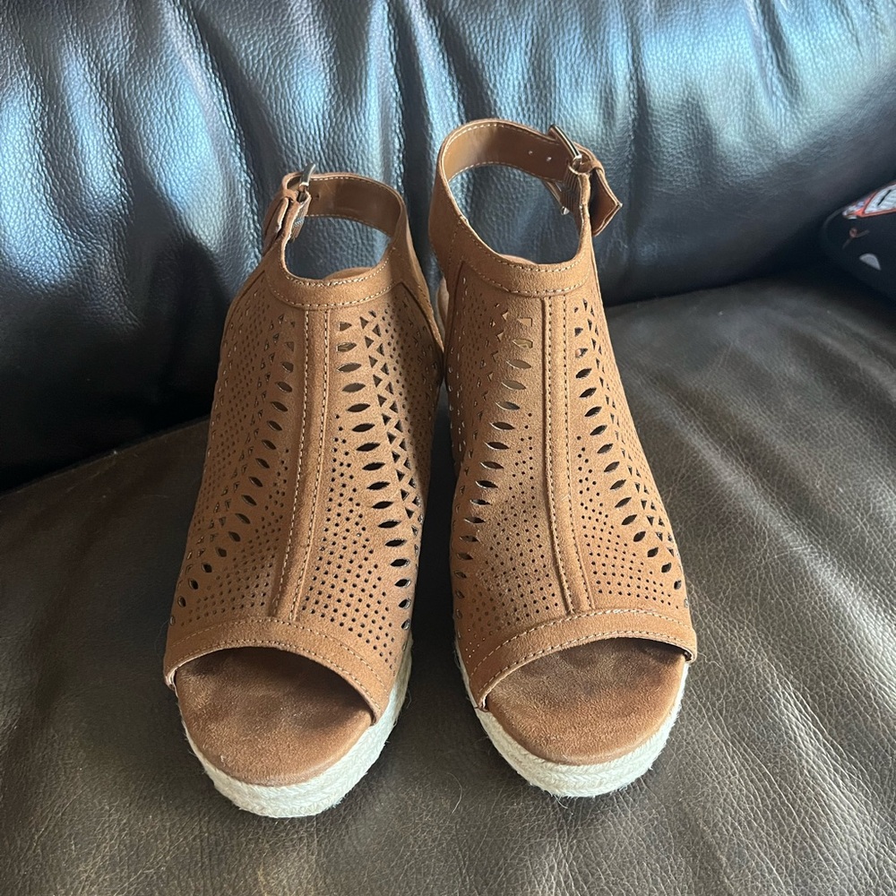 Women's Brown Peep-Toe Wedge Sandals